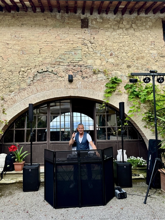 CHRISTIAN DJ WEDDING & GALA EVENTS